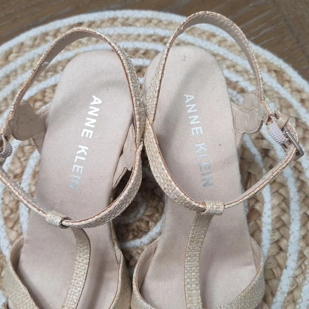 Anne Klein anne klein